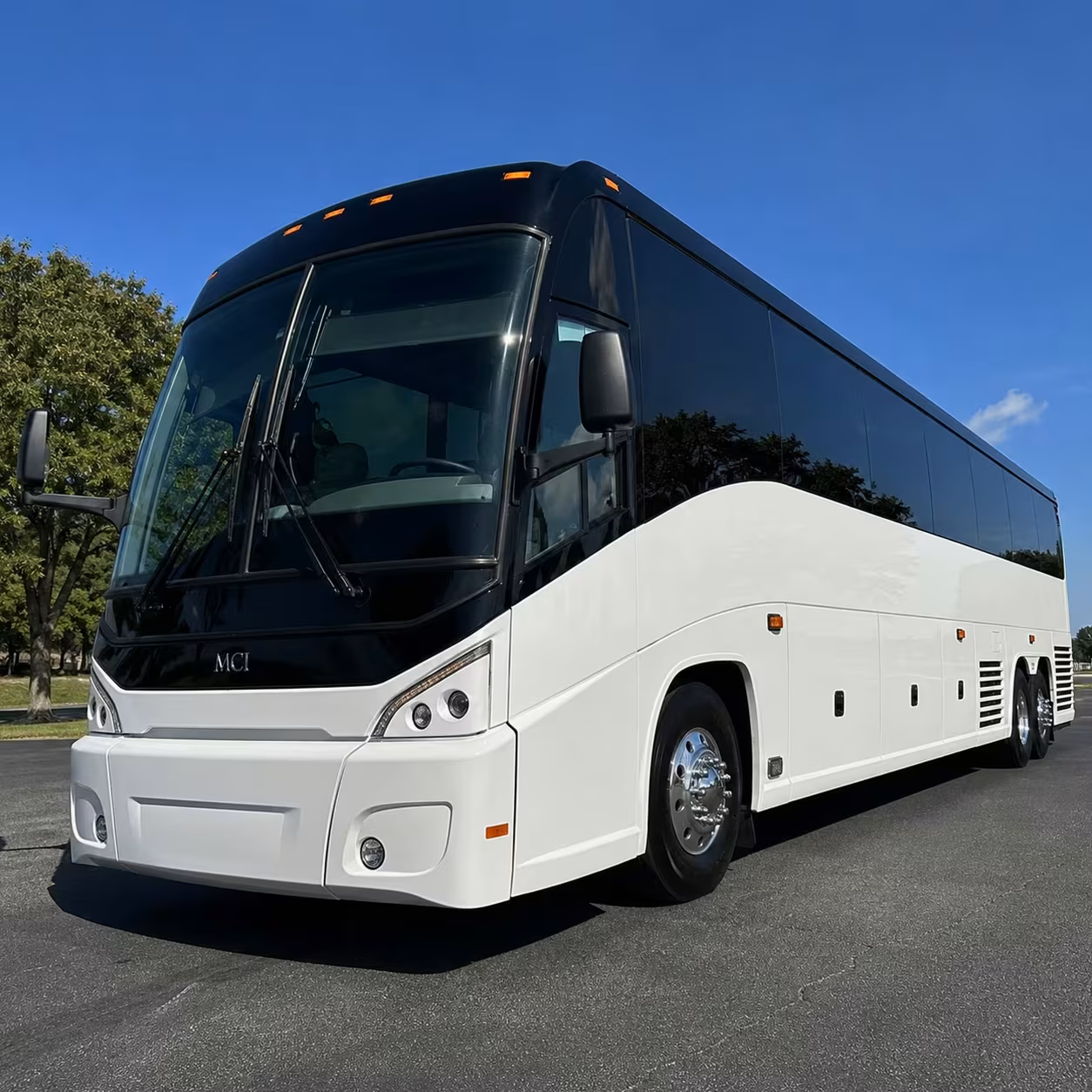 corporate retreat charter bus rentals from deltona
