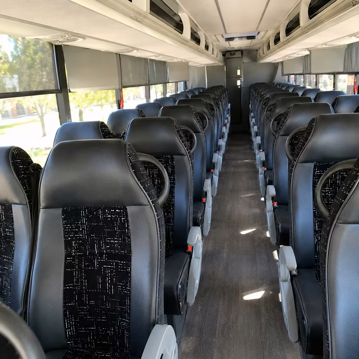 deltona charter bus rentals for conferences retreats and worksites