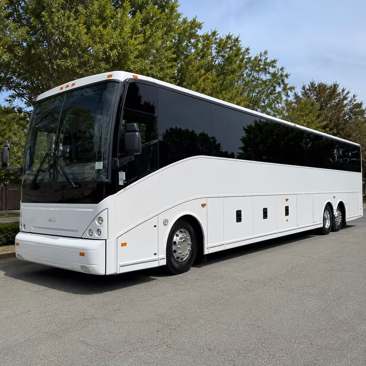 deltona charter bus rentals for military personnel moves
