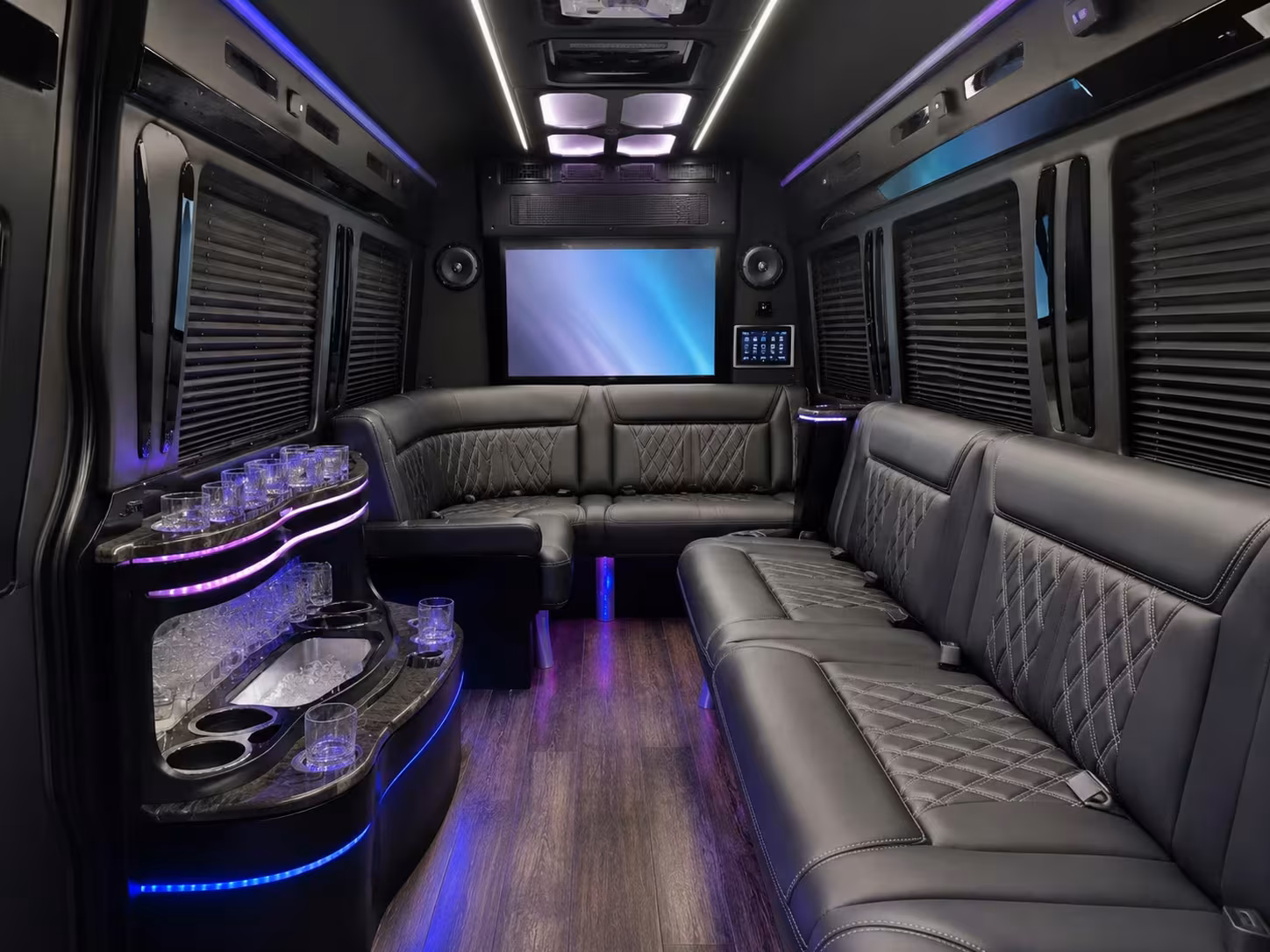 deltona shuttle buses to daytona beach international airport
